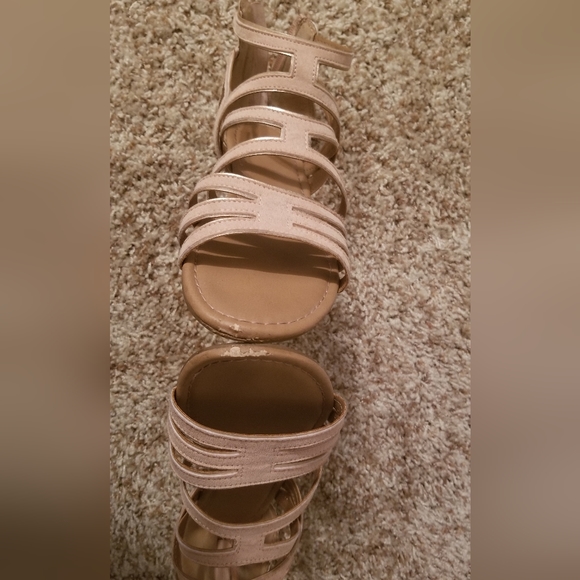 SO Hopeful Women's Gladiator Sandals Size 8.5 Med - Picture 9 of 9